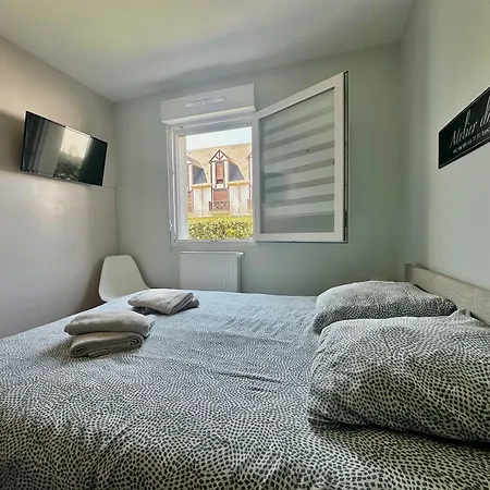 Apartment Le Calme Marin Avec Jardin A 150m De La Courseulles-sur-Mer