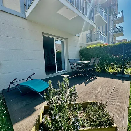 Apartment Le Calme Marin Avec Jardin A 150m De La Courseulles-sur-Mer